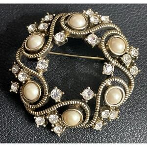 Vintage MONET Rhinestone Brooch Faux Pearl Swirl 3D Signed Pin Jewelry